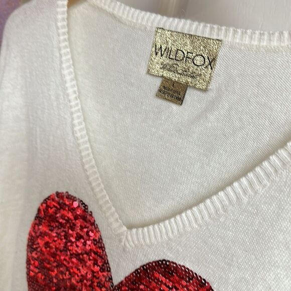 WILDFOX Holiday Red Heart Sequins White Label V Neck sweater Size L - Picture 6 of 8
